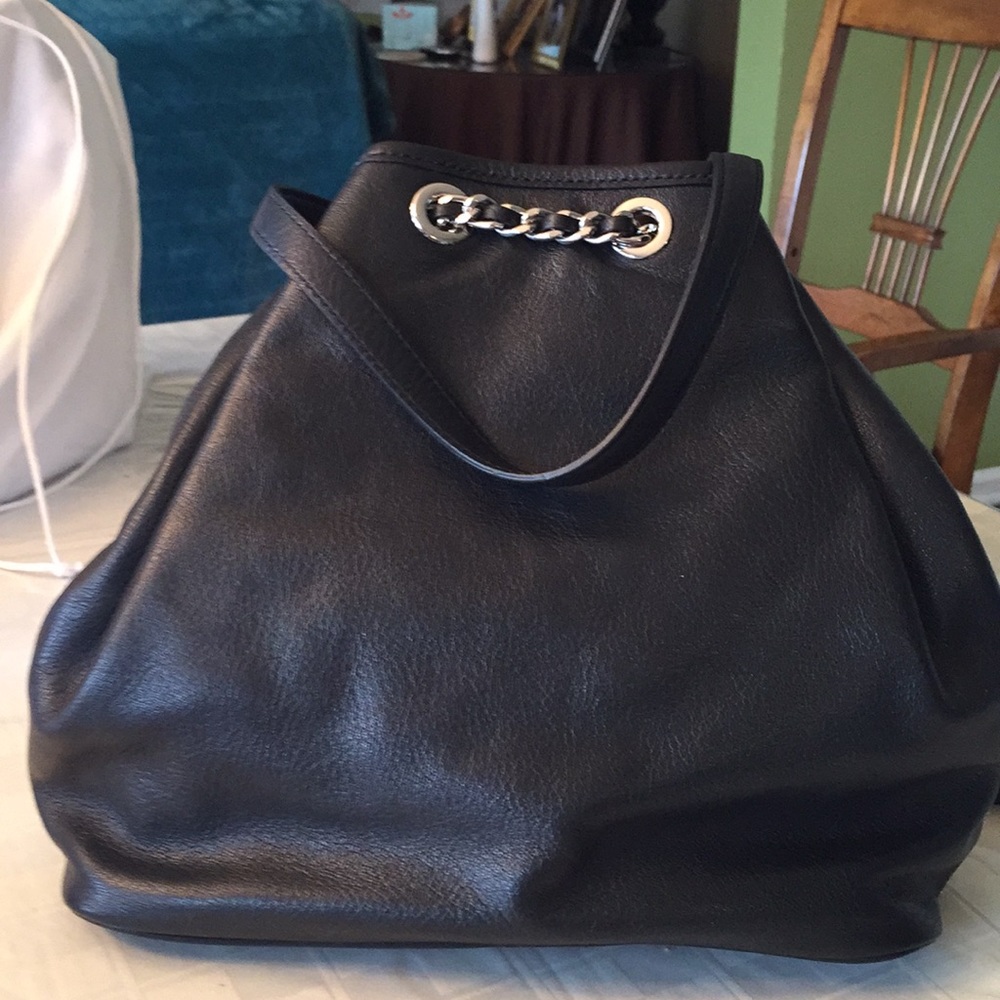 Handbag - Picture 2 of 3